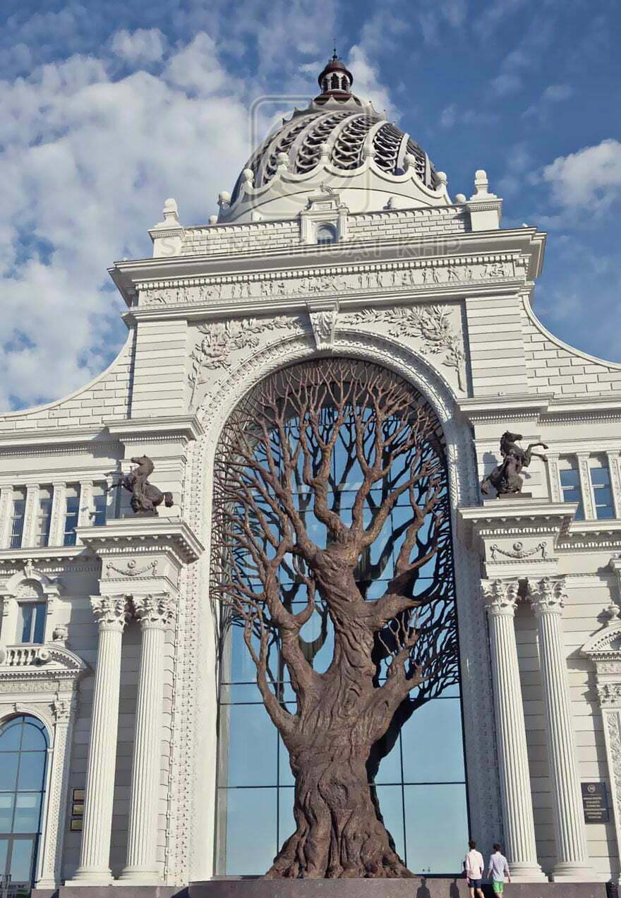 Công trình Enormous Iron Tree được thiết kế bởi KTS Antica