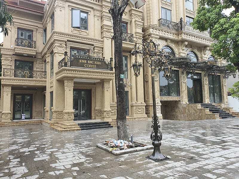 ( Trước )Hình ảnh thi công sắt mỹ thuật dự án phòng Coffee Kinh Bắc Hotel
